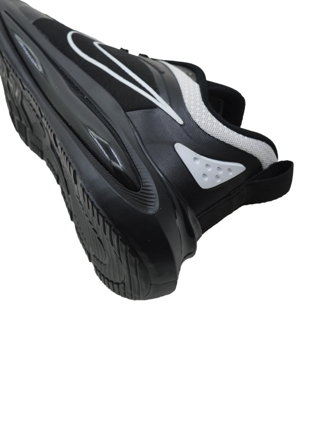 کفش پیاده روی مردانه نایکی Air Zoom Cool M