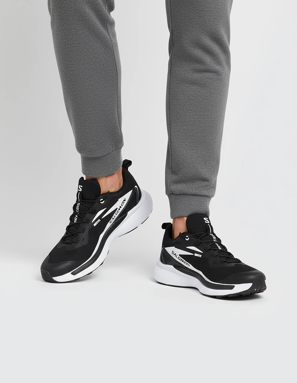 کفش پیاده روی مردانه سالامون Genesis Matrix M