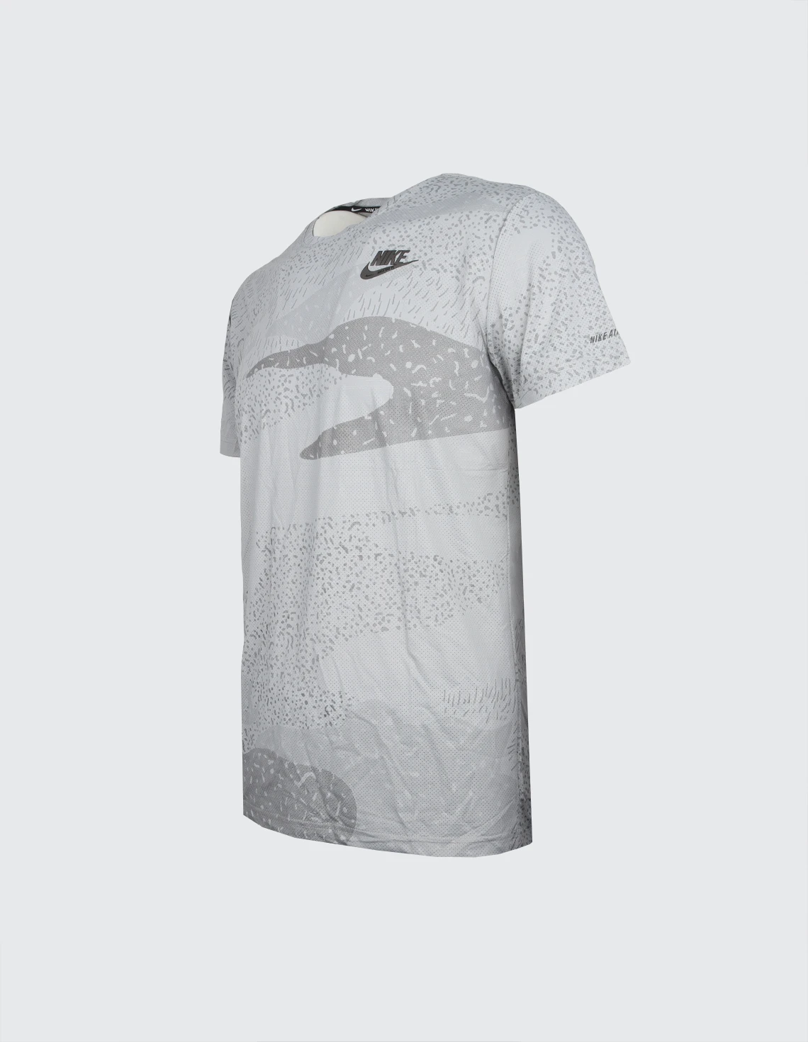 تی شرت ورزشی مردانه نایکی Camo Breeze M