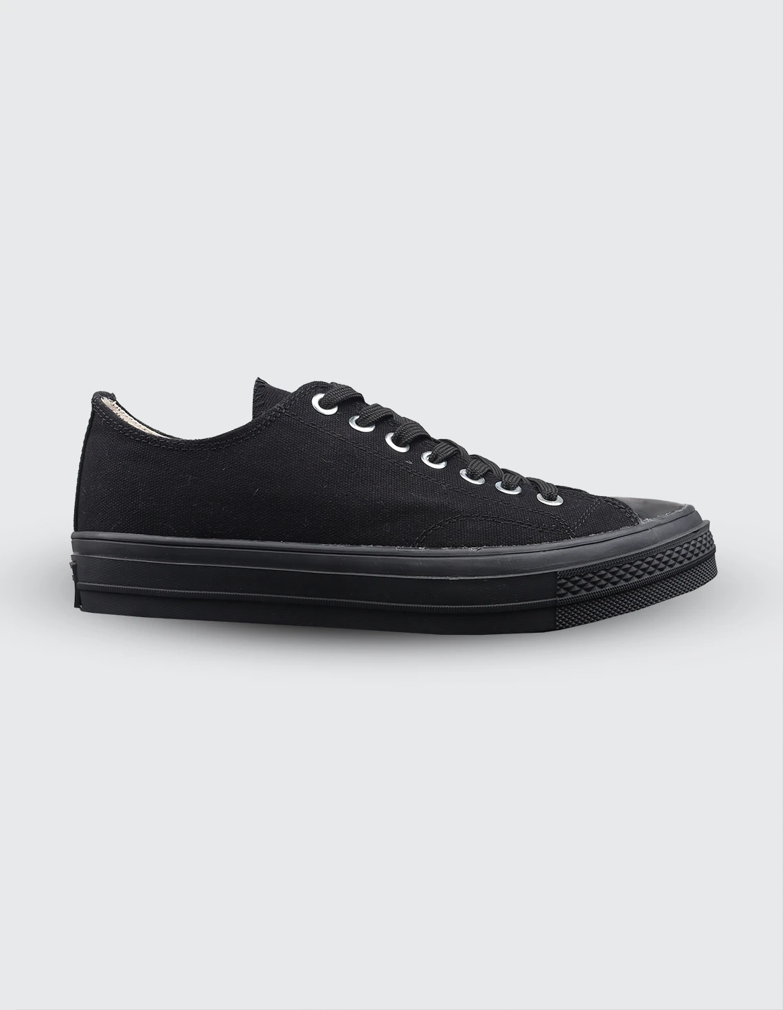 کفش روزانه مردانه کانورس Chuck Taylor All Star M