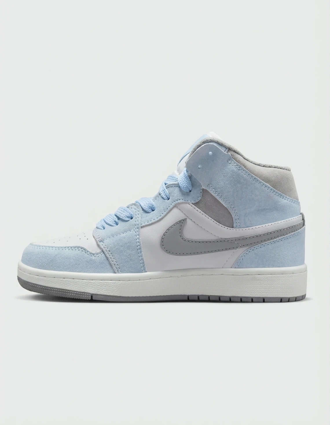 کفش روزانه زنانه نایکی Air Jordan 1 Retro Og W