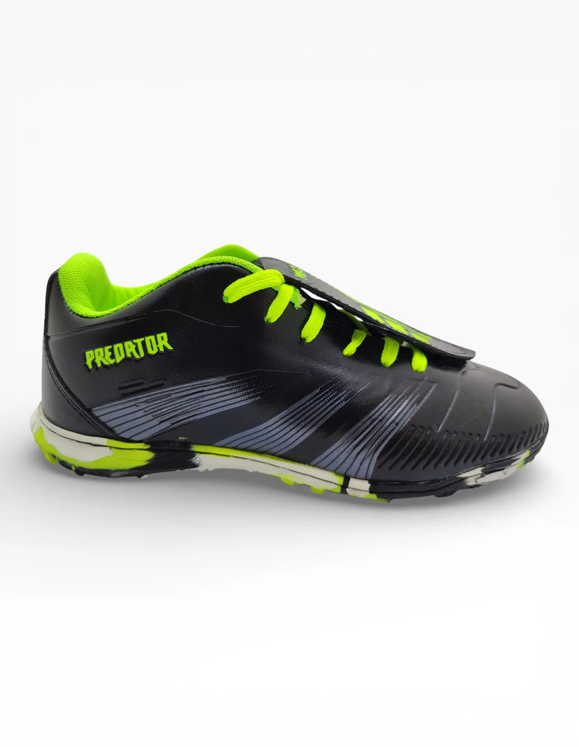 کفش فوتبال پسرانه آدیداس Adidas Predator Move J