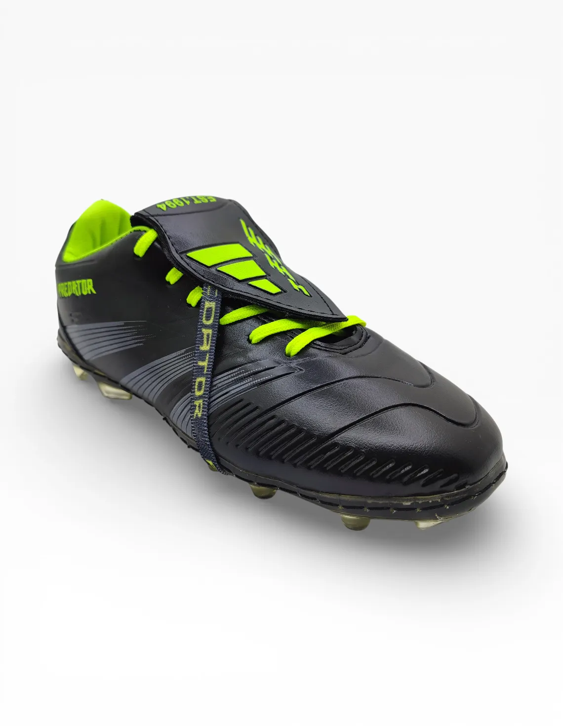 کفش فوتبال پسرانه آدیداس Adidas Predator J