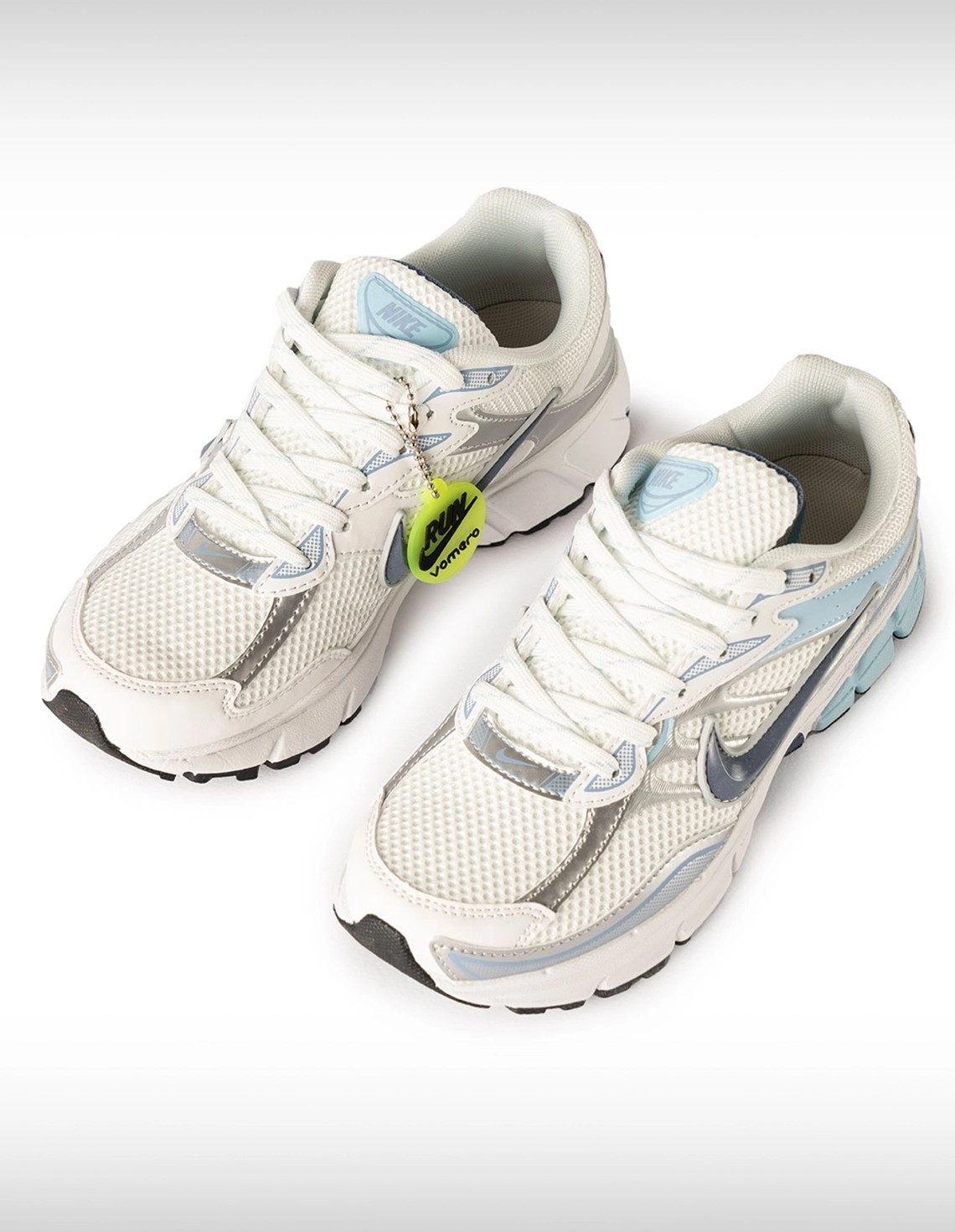 کفش روزانه Unisex نایک Nike Nike Vomero U